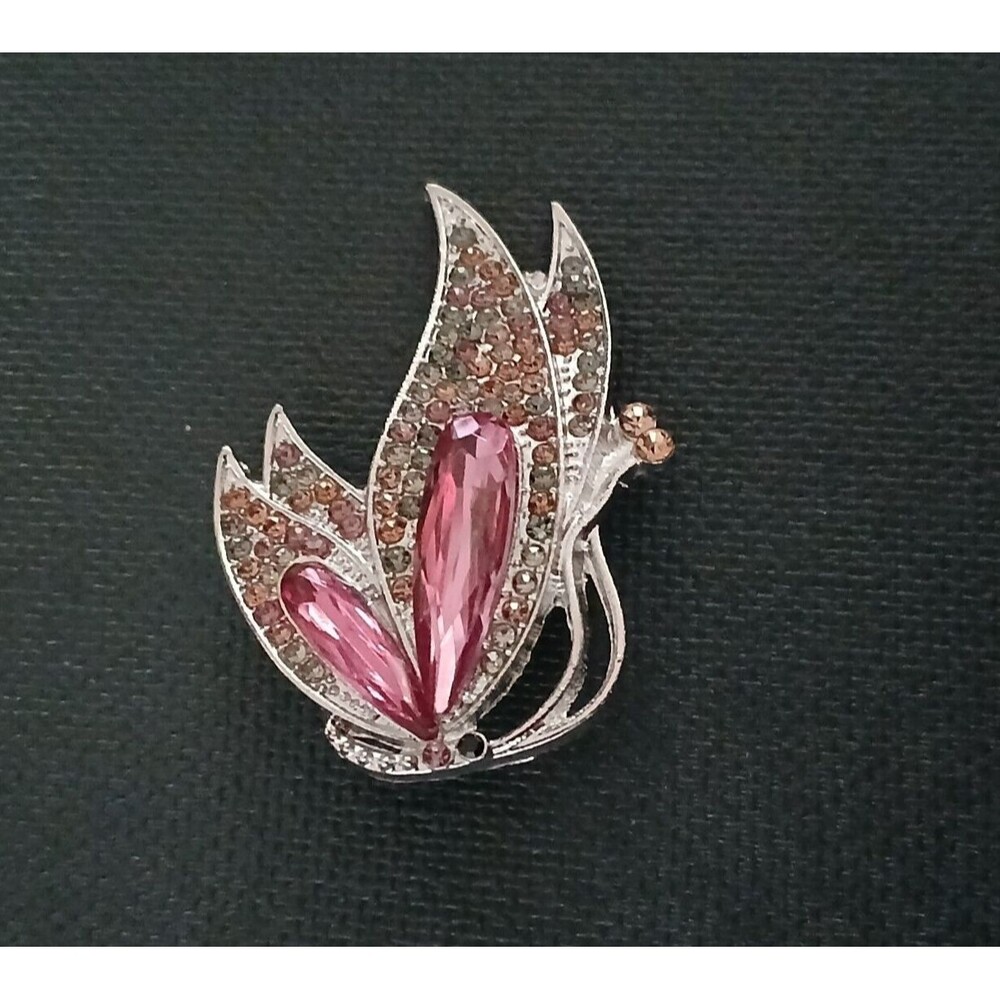 NEW Butterfly Metal Brooch Pin Elegant Cocktail Party Jewelry for Women Gift